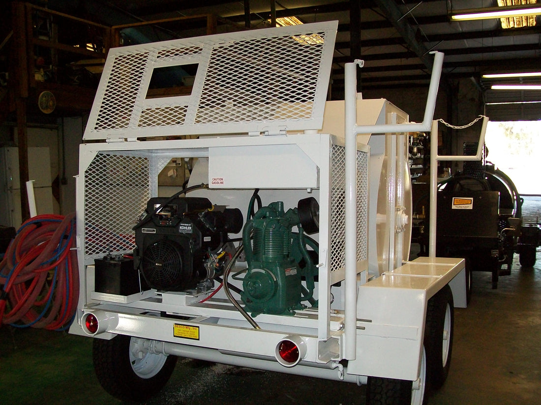 D300 HST Single Tank 300-Gallon Drywall Texture Spray Rig with Hydraul ...